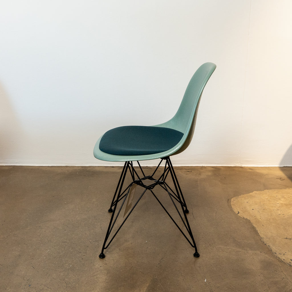 Eames Fiberglas Sidechair DSR Sea Foam
