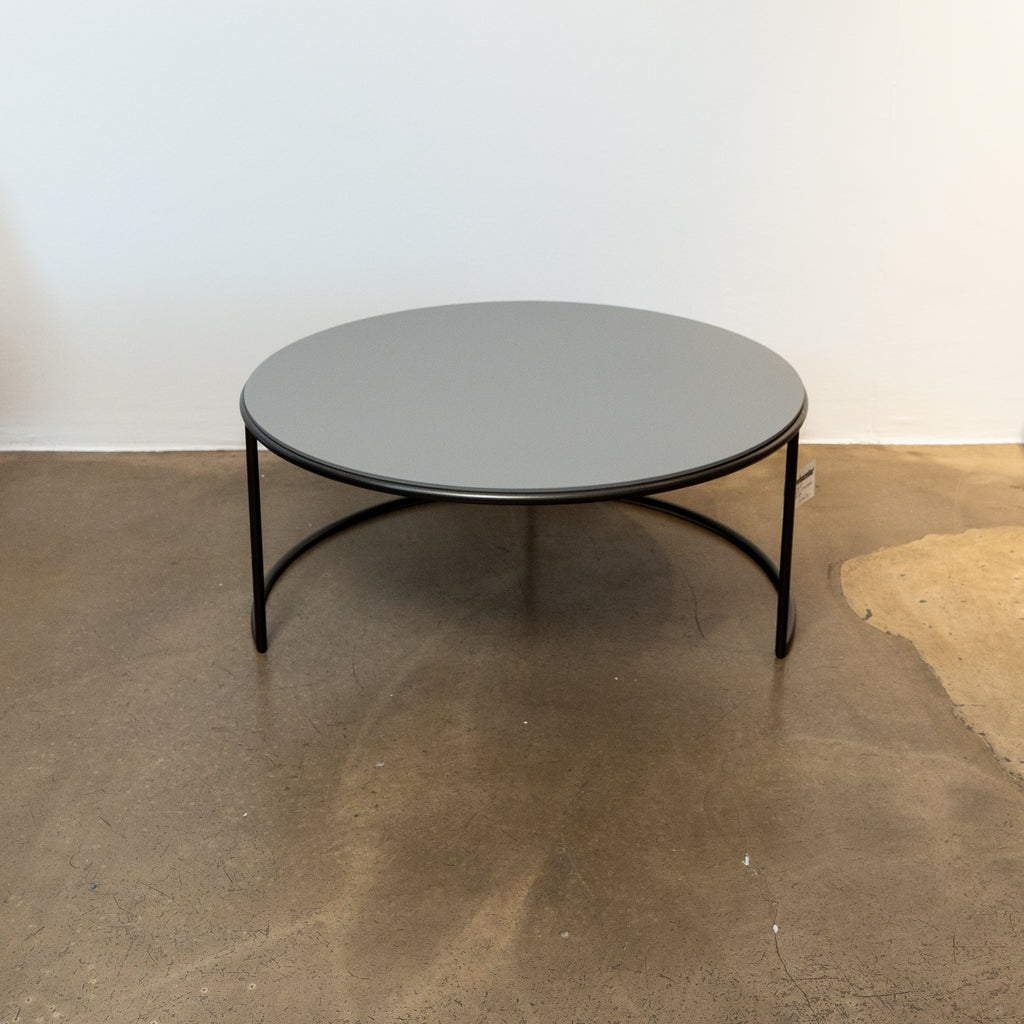 Naos 3 Couchtisch