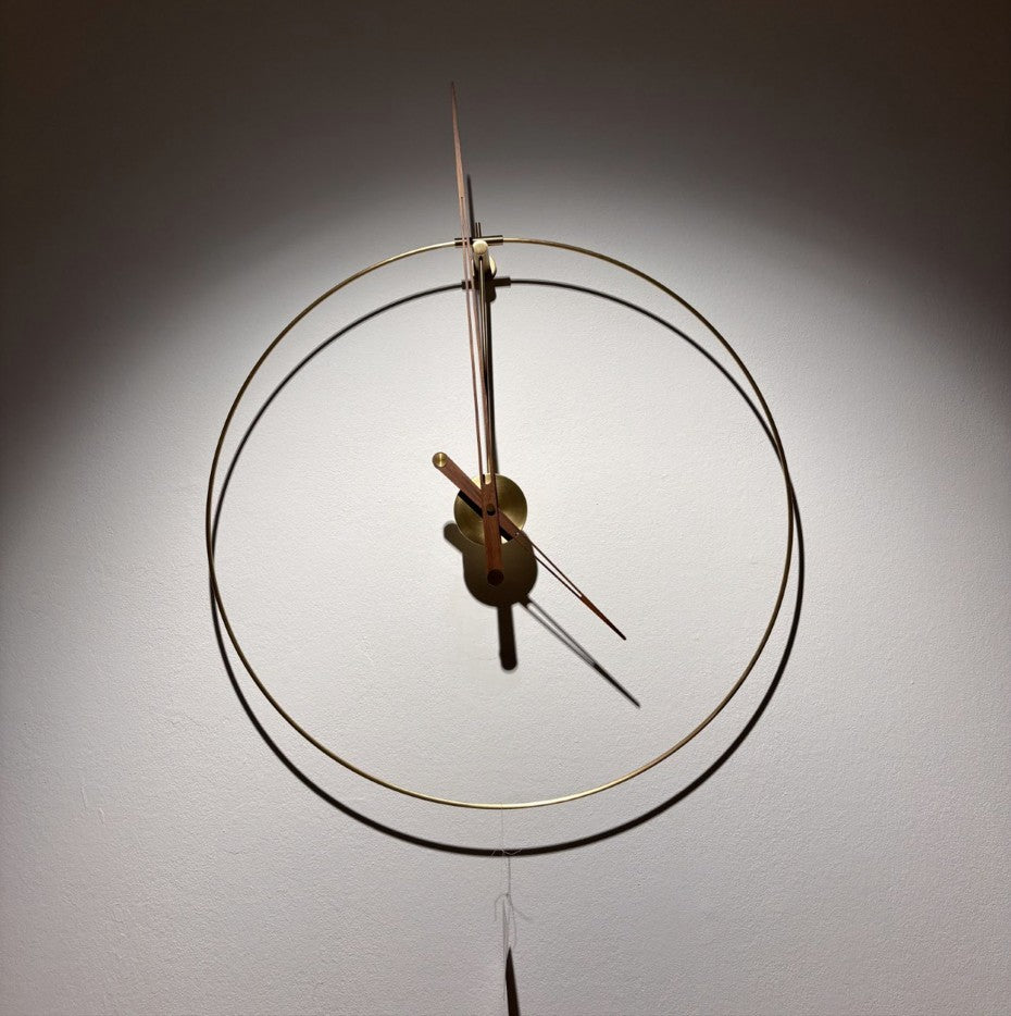 New Anda Wanduhr