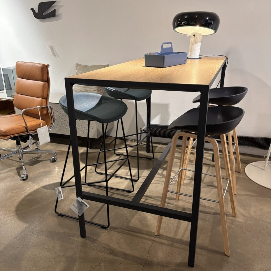 New Order Hochtisch high