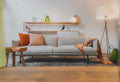 Outline Sofa 3-Sitzer
