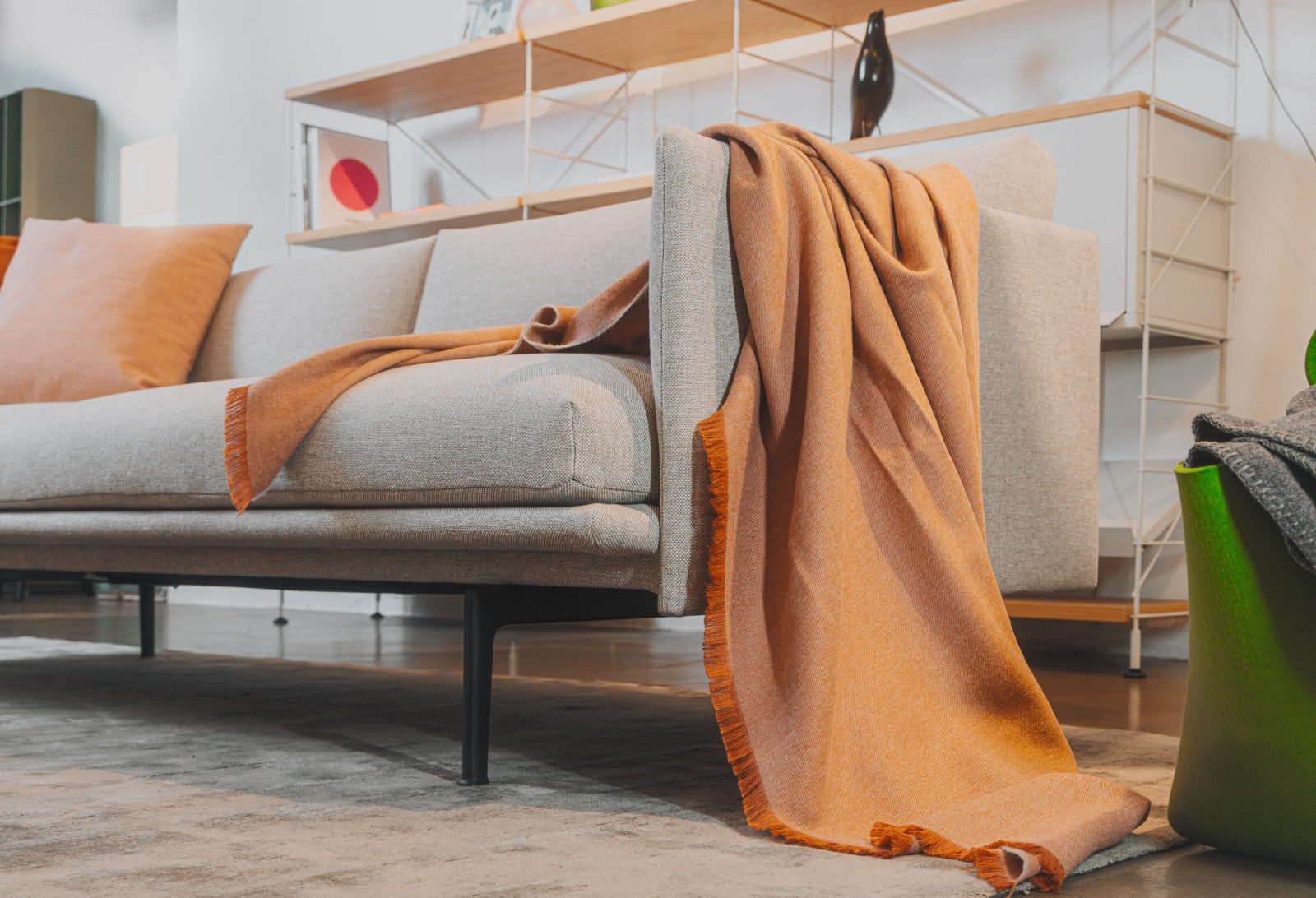 Outline Sofa 3-Sitzer
