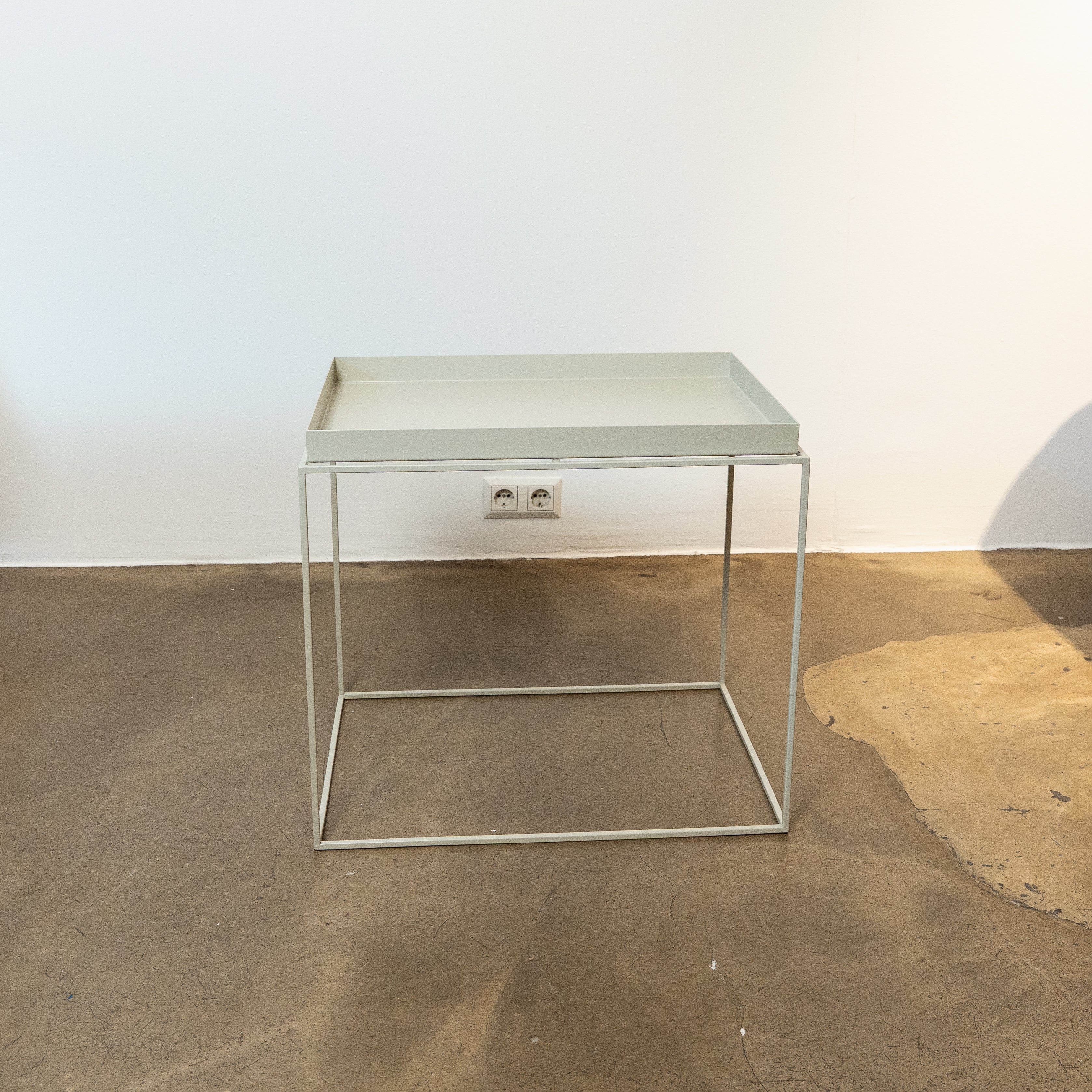 Tray Table Beistelltisch